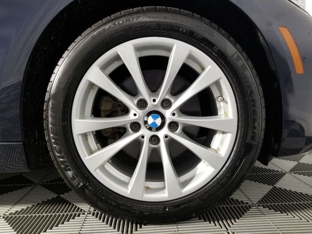2016 BMW 3 Series 320i xDrive - 18533741 - 24