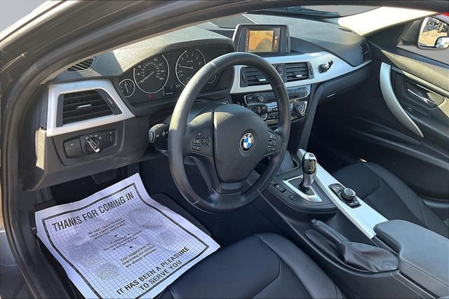 2016 BMW 3 Series 320i xDrive - 23081548 - 10