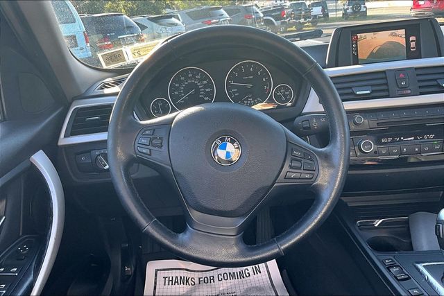 2016 BMW 3 Series 320i xDrive - 23081548 - 20