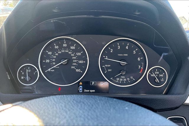 2016 BMW 3 Series 320i xDrive - 23081548 - 23