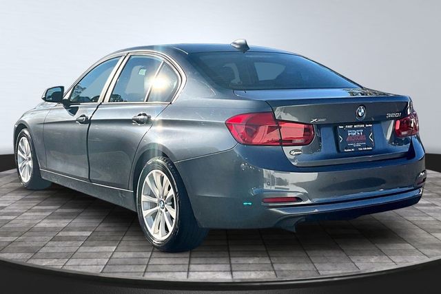 2016 BMW 3 Series 320i xDrive - 23081548 - 6