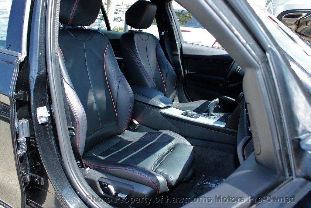 BMW 3 Series photo 11
