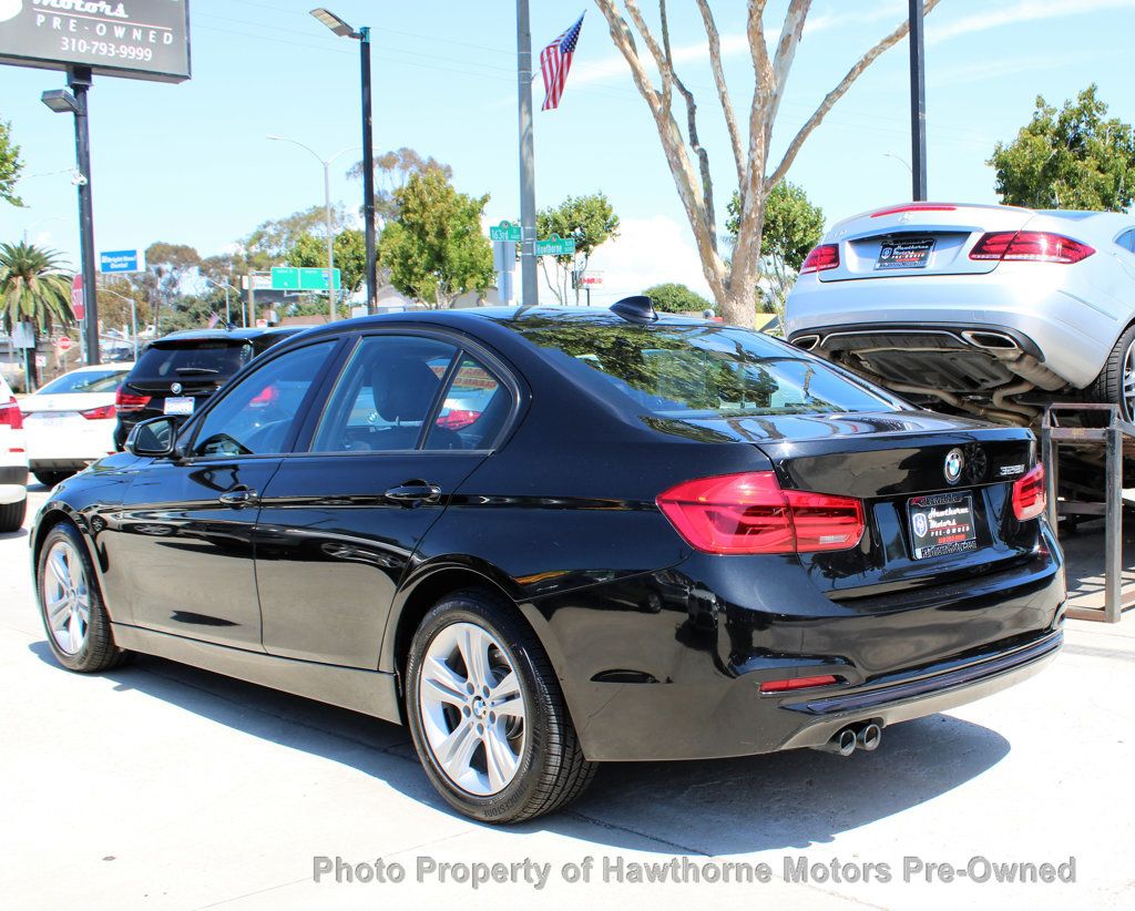 BMW 3 Series photo 5