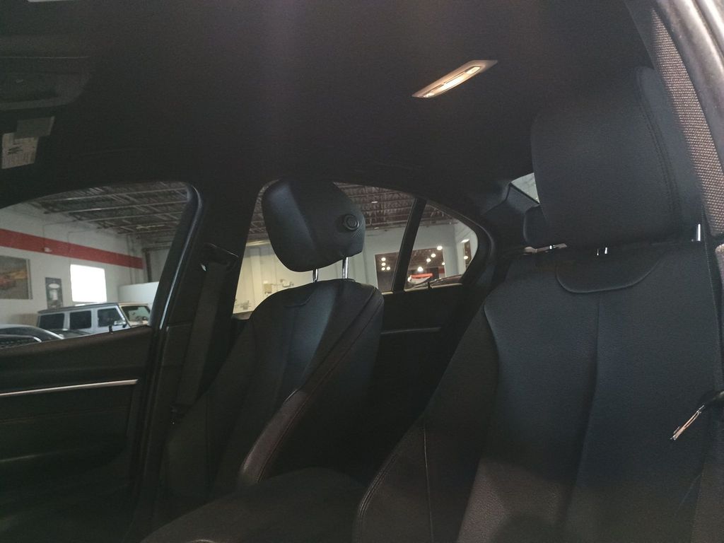 2016 BMW 3 Series 328i Clean AutoCheck Florida Car - 23069361 - 17