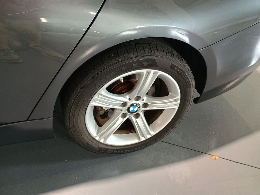 2016 BMW 3 Series 328i Clean AutoCheck Florida Car - 23069361 - 47