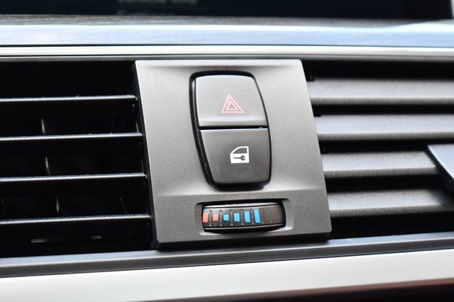 2016 BMW 3 Series 328i xDrive - 22879127 - 29