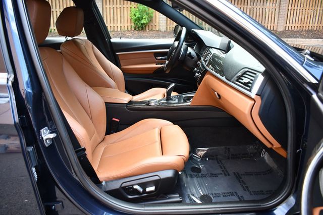 2016 BMW 3 Series 328i xDrive - 22879127 - 36