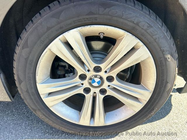 2016 BMW 3 Series 328i xDrive - 23090335 - 9