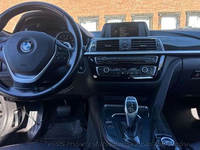 2016 BMW 3 Series 328i xDrive - 23090335 - 3