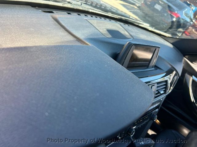 2016 BMW 3 Series 328i xDrive - 23090335 - 5