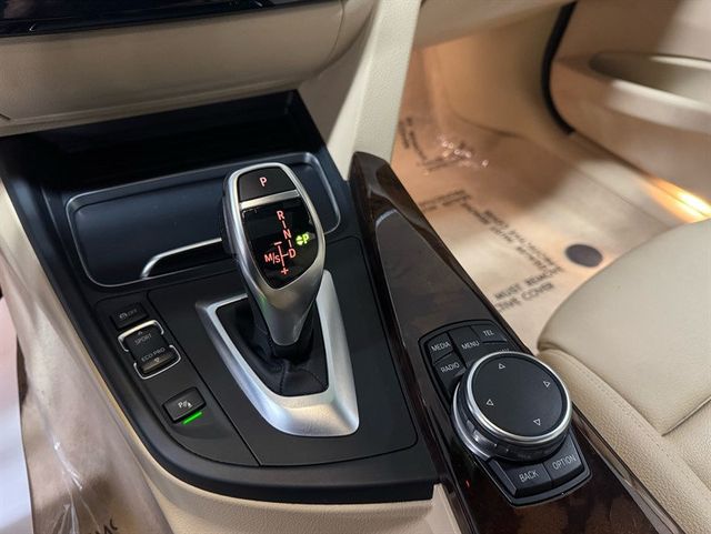 2016 BMW 3 Series 328i xDrive - 22959720 - 16