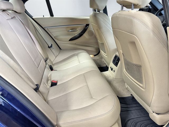2016 BMW 3 Series 328i xDrive - 23021191 - 20