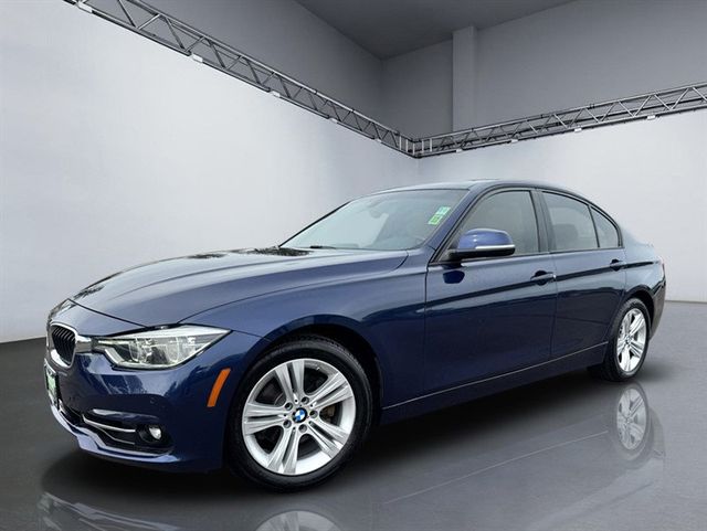 2016 BMW 3 Series 328i xDrive - 23021191 - 24