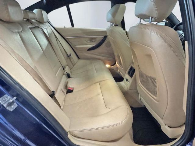 2016 BMW 3 Series 328i xDrive - 23052841 - 22