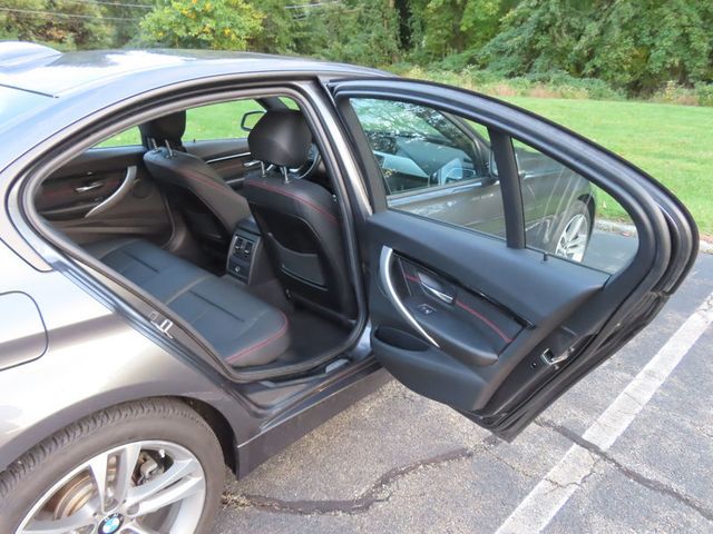 2016 BMW 3 Series 328i xDrive - 23089806 - 27