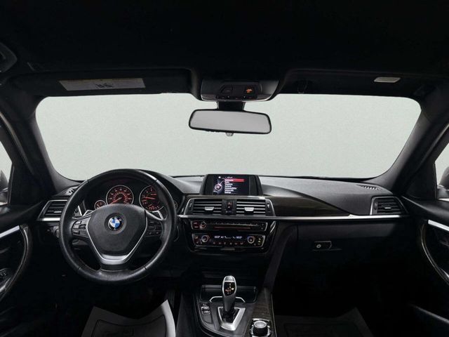 2016 BMW 3 Series 328i xDrive - 23029820 - 20
