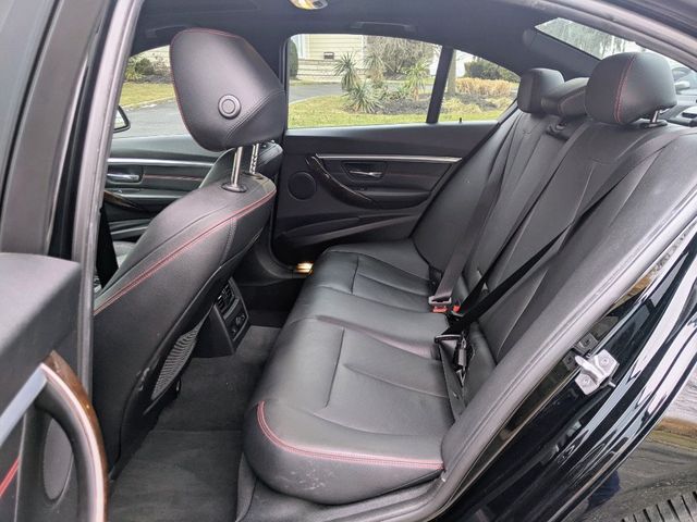 2016 BMW 3 Series 328i xDrive - 22969587 - 13