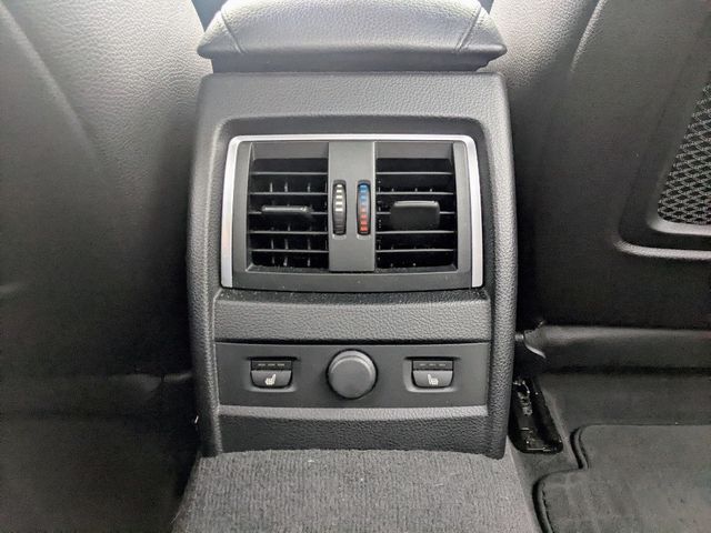 2016 BMW 3 Series 328i xDrive - 22969587 - 14