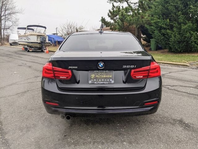 2016 BMW 3 Series 328i xDrive - 22969587 - 5