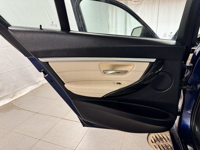 2016 BMW 3 Series 328i XDRIVE AWD - 23058845 - 15