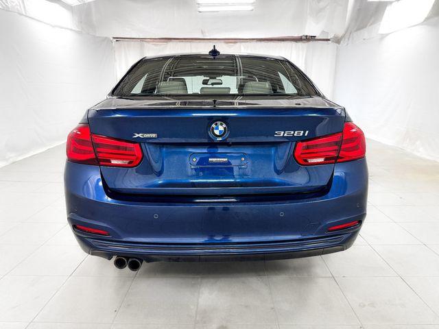 2016 BMW 3 Series 328i XDRIVE AWD - 23058845 - 4