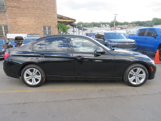 2016 BMW 3 Series 328i xDrive (Clear Title) - 23043271 - 3