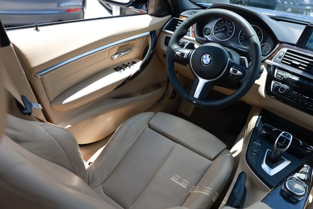 2016 BMW 3 Series 340i - 23043281 - 22