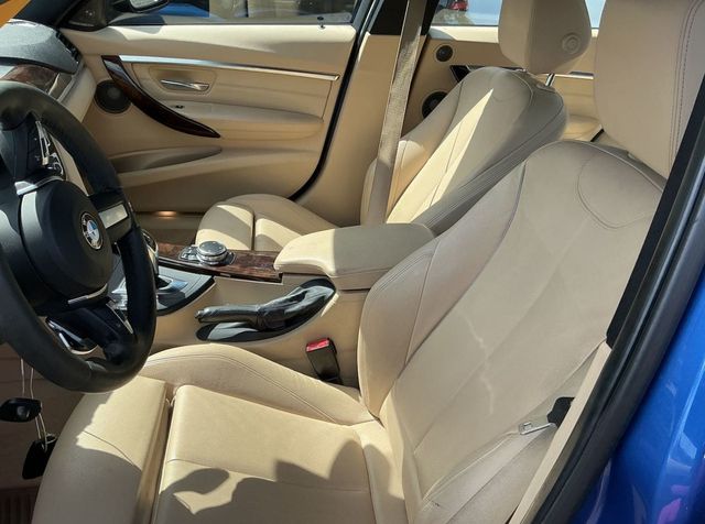 2016 BMW 3 Series 340i - 23043281 - 4