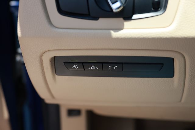 2016 BMW 3 Series 340i - 23043281 - 50