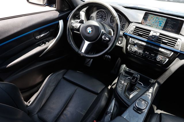 2016 BMW 3 Series 340i - 23054842 - 22
