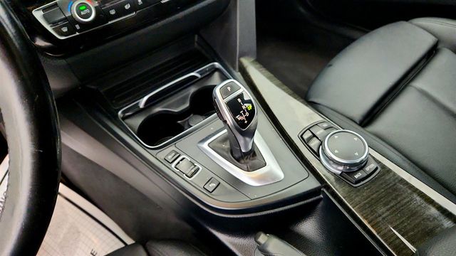 2016 BMW 3 Series 340i M Sport - 23043032 - 17