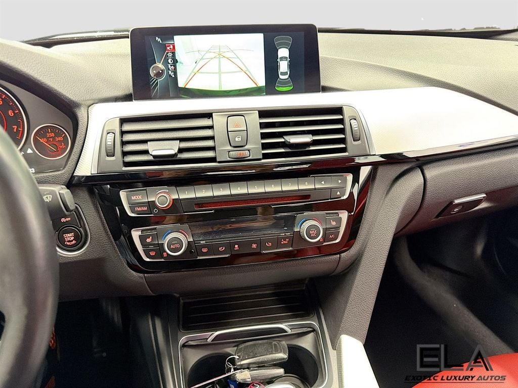 2016 BMW 3 Series 340i xDrive - 23041313 - 16