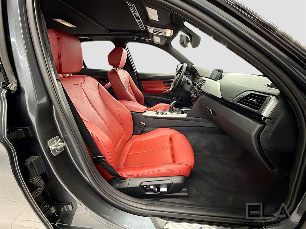 2016 BMW 3 Series 340i xDrive - 23041313 - 30
