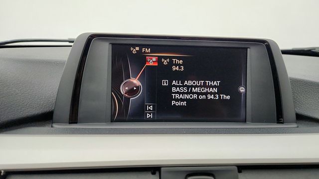 2016 BMW 3 Series 4dr Sdn 320i with Driving Assistance Package - 22952575 - 17