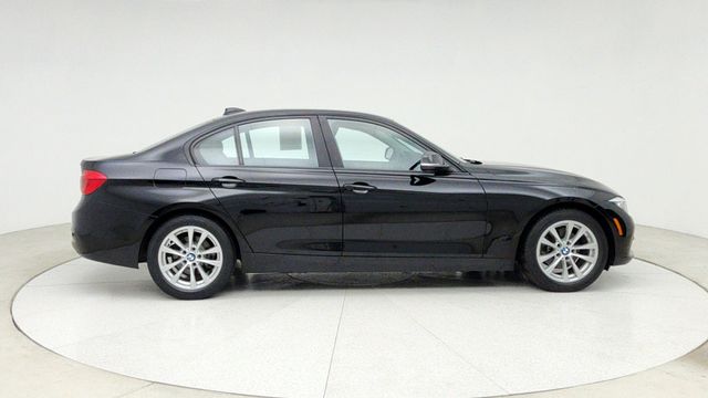 2016 BMW 3 Series 4dr Sdn 320i with Driving Assistance Package - 22952575 - 3