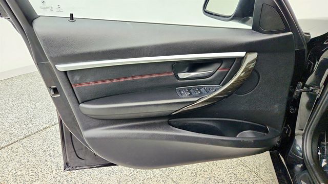 2016 BMW 3 Series 4dr Sdn 328i xDrive AWD SULEV w/ Navigation System & Moonroof - 23004672 - 10