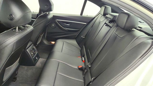2016 BMW 3 Series 4dr Sdn 340i RWD w/ M Sport Package & 19'' 403M Wheels - 23043032 - 20