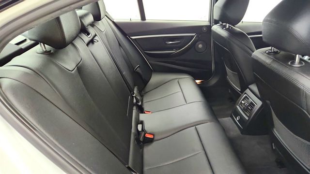 2016 BMW 3 Series 4dr Sdn 340i RWD w/ M Sport Package & 19'' 403M Wheels - 23043032 - 22