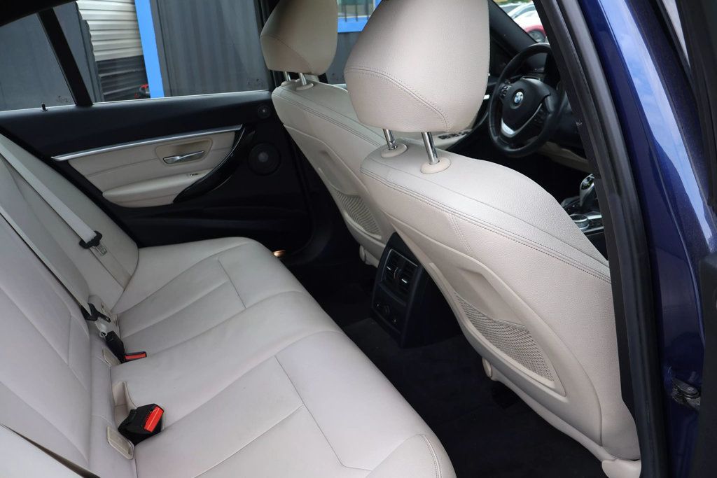 2016 BMW 3 Series xDRIVE, 18" WHEELS, HK SOUND, SUNROOF, BACKUP CAM, NAVI, BT!!! - 22840781 - 46