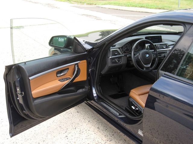 2016 BMW 3 Series Gran Turismo 328i xDrive Gran Turismo - 22893531 - 16