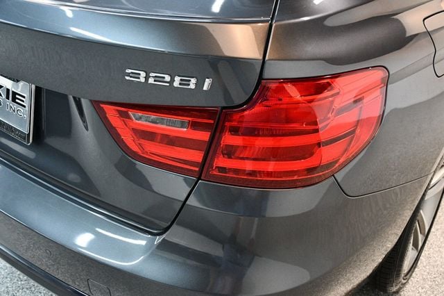 2016 BMW 3 Series Gran Turismo 328i xDrive Gran Turismo - 23062645 - 14
