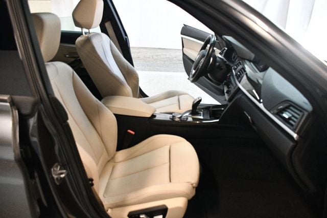 2016 BMW 3 Series Gran Turismo 328i xDrive Gran Turismo - 23062645 - 29