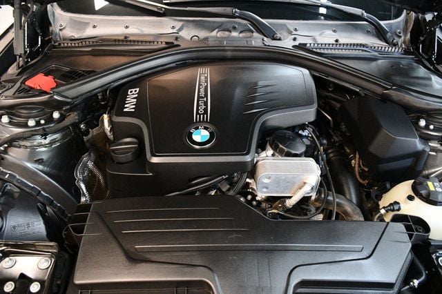 2016 BMW 3 Series Gran Turismo 328i xDrive Gran Turismo - 23062645 - 73