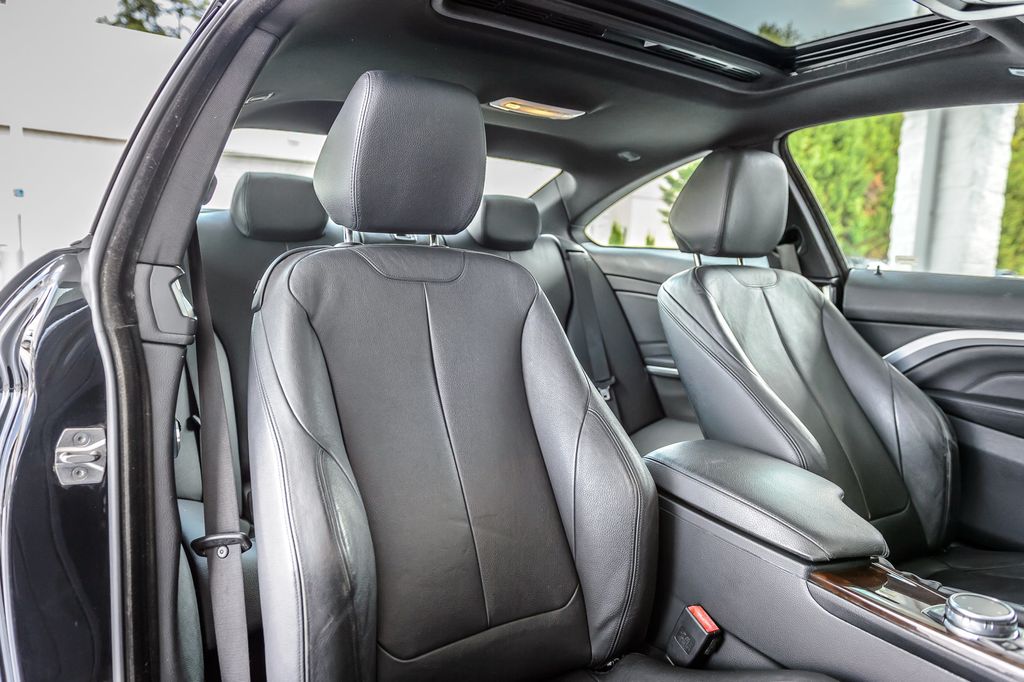 2016 BMW 4 Series 435i xDRIVE - BLACK ON BLACK - MOONROOF - BLUETOOTH - MUST SEE - 23049749 - 33