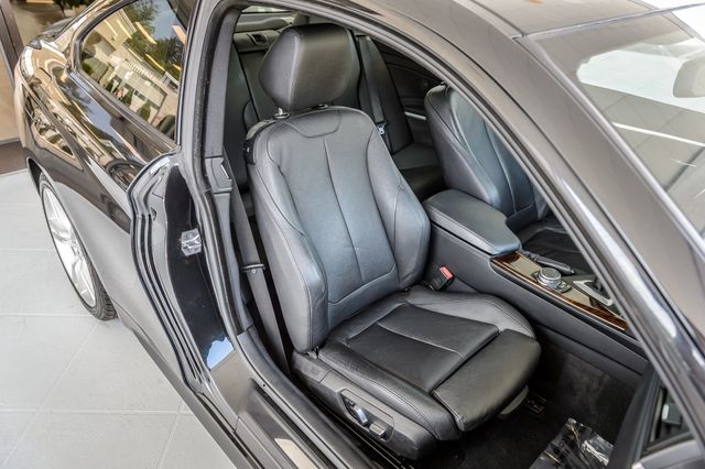 2016 BMW 4 Series 435i xDRIVE - BLACK ON BLACK - MOONROOF - BLUETOOTH - MUST SEE - 23049749 - 38