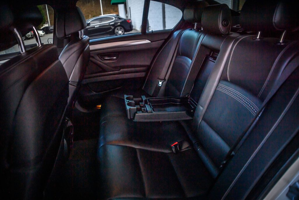 2016 BMW 5 Series 16 BMW 535i xDRIVE - M SPORT - NAV - BACKUP CAM - BLUETOOTH  - 22994313 - 38