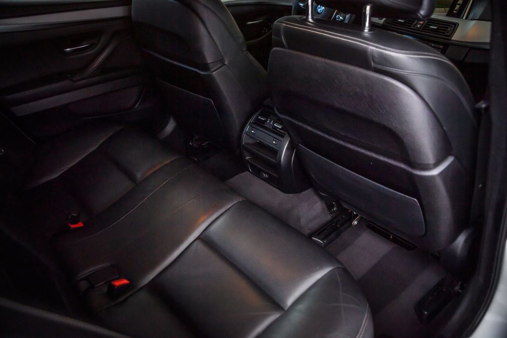 2016 BMW 5 Series 16 BMW 535i xDRIVE - M SPORT - NAV - BACKUP CAM - BLUETOOTH  - 22994313 - 44