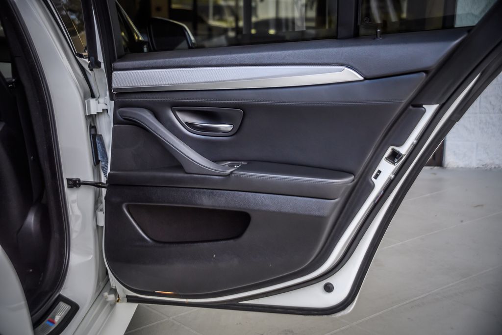 2016 BMW 5 Series 16 BMW 535i xDRIVE - M SPORT - NAV - BACKUP CAM - BLUETOOTH  - 22994313 - 51