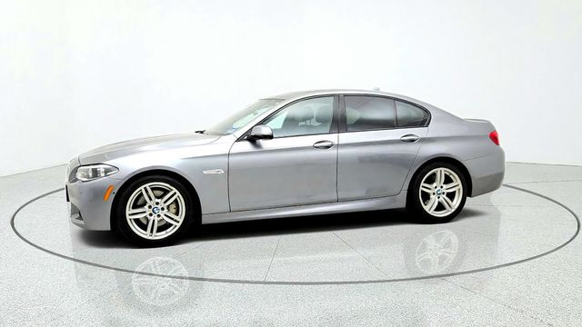 2016 BMW 5 Series 4dr Sdn 550i xDrive w/M Sport Package - 23091263 - 7