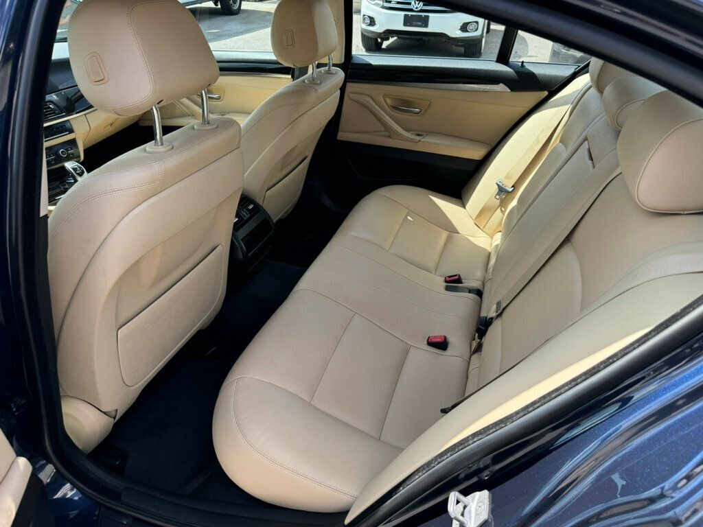 2016 BMW 5 Series 528i - 22884038 - 10